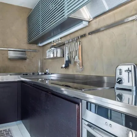 Апартаменты Two Bedroom Apartment, Hypercenter, Terrace Mont Blanc, Parking Шамони