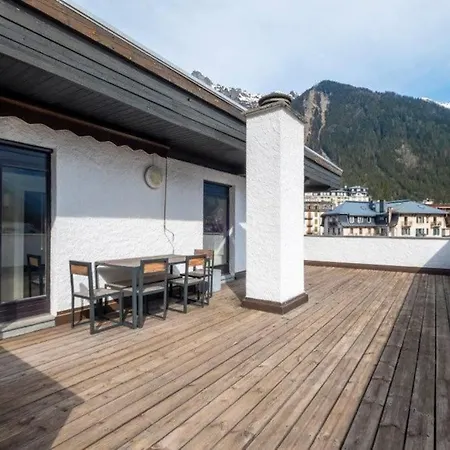 Апартаменты Two Bedroom Apartment, Hypercenter, Terrace Mont Blanc, Parking