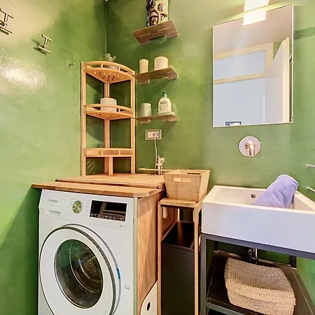 Two Bedroom Apartment, Hypercenter, Terrace Mont Blanc, Parking 霞慕尼