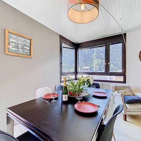 Two Bedroom Apartment, Hypercenter, Terrace Mont Blanc, Parking * 霞慕尼