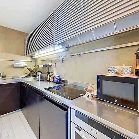 Two Bedroom Apartment, Hypercenter, Terrace Mont Blanc, Parking * Chamonix
