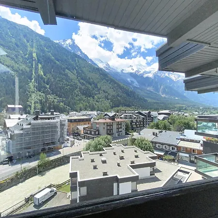 公寓 Two Bedroom Apartment, Hypercenter, Terrace Mont Blanc, Parking 霞慕尼